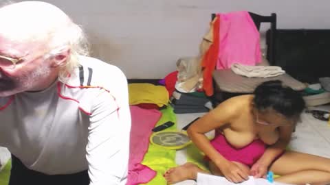 Snapshot of cuteandsexyone chatting on 01/26/25, 02:52 CuteAndSexyOne Na and Brian online show from 01/26/25, 02:52