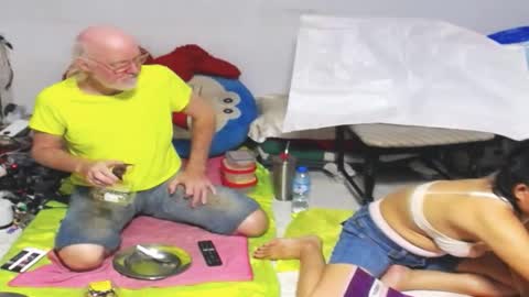 Snapshot of cuteandsexyone chatting on 02/09/25, 06:26 CuteAndSexyOne Na and Brian online show from 02/09/25, 06:26