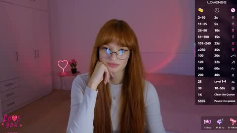 Snapshot of cuteariel7 chatting on 10/18/25, 03:02 Ariel online show from 10/18/25, 03:02