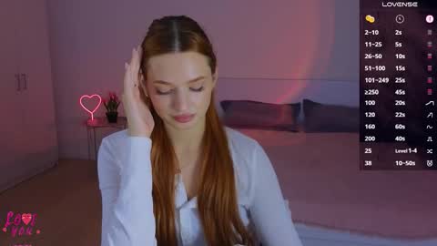 Snapshot of cuteariel7 chatting on 10/27/25, 04:22 Ariel online show from 10/27/25, 04:22