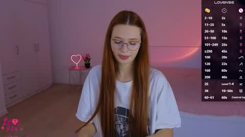 Snapshot of cuteariel7 chatting on 11/20/25, 05:56 Ariel online show from 11/20/25, 05:56