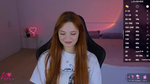 Snapshot of cuteariel7 chatting on 12/02/25, 05:52 Ariel online show from 12/02/25, 05:52