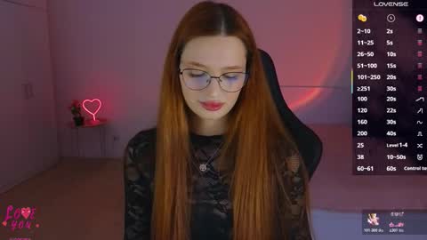 Snapshot of cuteariel7 chatting on 12/05/25, 05:42 Ariel online show from 12/05/25, 05:42