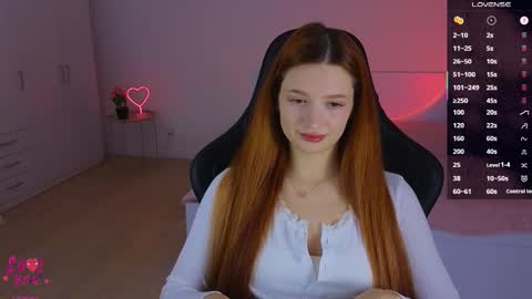 Snapshot of cuteariel7 chatting on 12/22/25, 06:49 Ariel online show from 12/22/25, 06:49