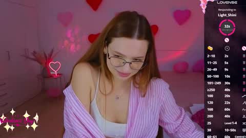 Snapshot of cuteariel7 chatting on 02/14/26, 06:59 Ariel online show from 02/14/26, 06:59