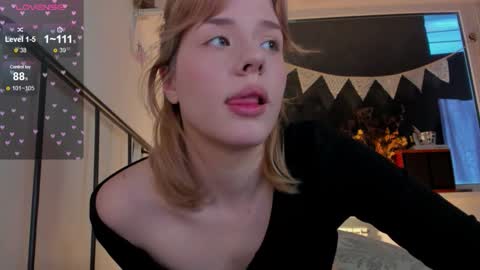 Snapshot of cuteasfuck_ chatting on 03/07/26, 12:24 Amy online show from 03/07/26, 12:24