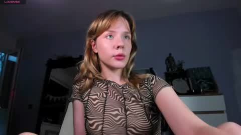 Snapshot of cuteasfuck_ chatting on 08/01/26, 04:28 Amy online show from 08/01/26, 04:28