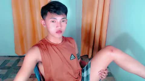 Snapshot of cuteasiancock98 chatting on 01/02/25, 11:52 Steph online show from 01/02/25, 11:52