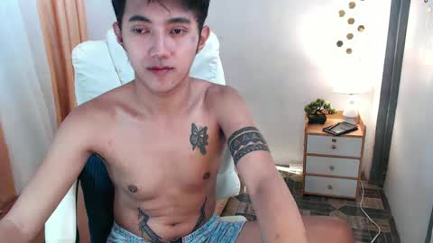 Snapshot of cuteasiancock98 chatting on 01/26/25, 01:20 Steph online show from 01/26/25, 01:20