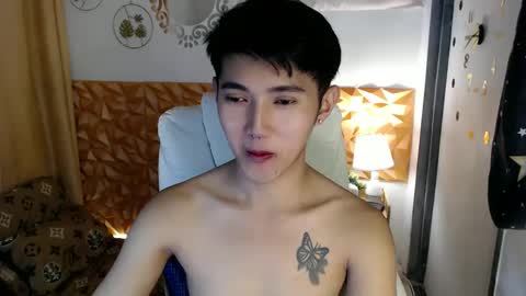 Snapshot of cuteasiancock98 chatting on 02/20/25, 06:39 Steph online show from 02/20/25, 06:39