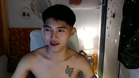 Snapshot of cuteasiancock98 chatting on 03/05/25, 04:57 Steph online show from 03/05/25, 04:57
