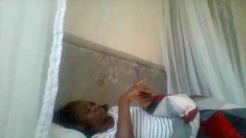 VALLARY online show from 11/22/25, 10:36