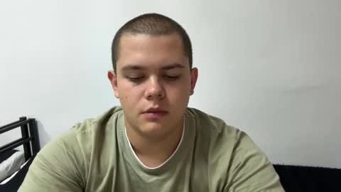 Alex online show from 10/03/25, 06:49