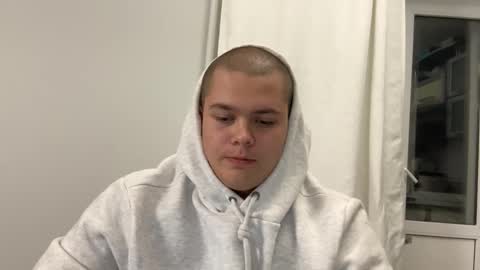 Alex online show from 10/08/25, 06:27