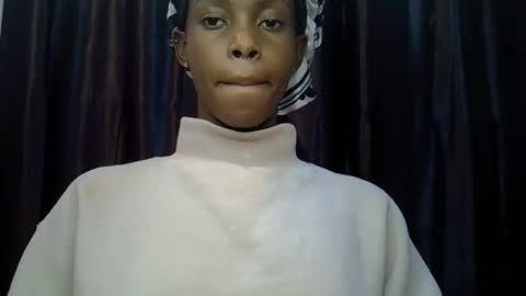 Snapshot of cutecherie chatting on 09/21/25, 06:42 cutecherie online show from 09/21/25, 06:42