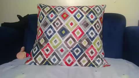 cutebby12 online show from 10/19/25, 04:18