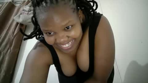 Snapshot of cuteebony2 chatting on 12/19/25, 04:47 Sheila online show from 12/19/25, 04:47