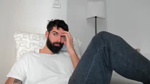 cuteeboy online show from 12/19/25, 10:11