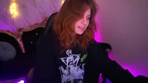 Snapshot of cuteefoxy chatting on 01/19/26, 02:54 Foxy online show from 01/19/26, 02:54