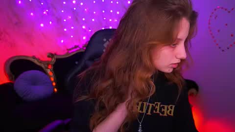 Snapshot of cuteefoxy chatting on 02/23/26, 02:58 Foxy online show from 02/23/26, 02:58