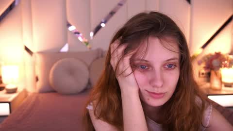 Snapshot of cuteefoxy chatting on 04/04/26, 01:52 Foxy online show from 04/04/26, 01:52