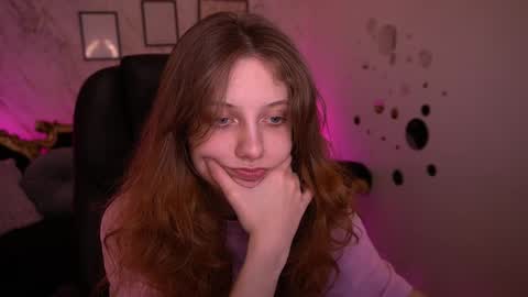 Snapshot of cuteefoxy chatting on 04/13/26, 12:32 Foxy online show from 04/13/26, 12:32