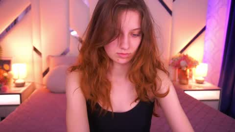 Snapshot of cuteefoxy chatting on 04/27/26, 01:42 Foxy online show from 04/27/26, 01:42