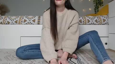 Anna online show from 12/19/25, 06:53