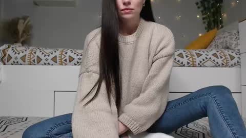 Snapshot of cuteemouse chatting on 02/06/26, 10:40 Anna online show from 02/06/26, 10:40