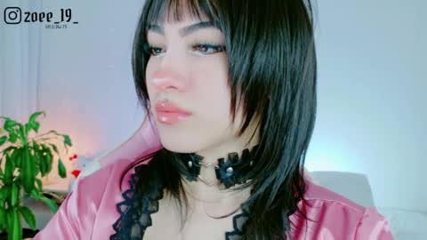 Snapshot of cuteezoe chatting on 05/02/26, 03:55 Zoe online show from 05/02/26, 03:55