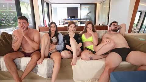 Mia online show from 02/23/25, 08:22