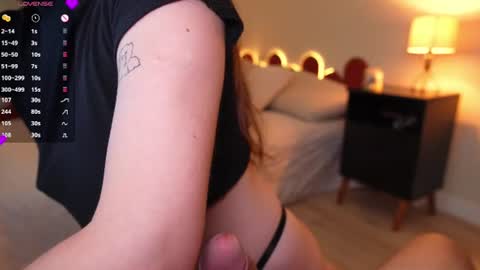 Snapshot of cutefacebigass chatting on 06/18/26, 06:45 Mia online show from 06/18/26, 06:45