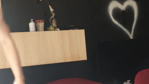 cutemodel online show from 10/28/25, 09:35