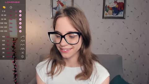 Melisa online show from 10/14/25, 07:47