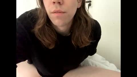 Snapshot of cuteguy6668889 chatting on 02/28/25, 04:10 Cutegoth online show from 02/28/25, 04:10