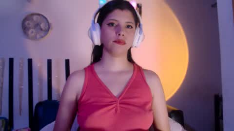 Snapshot of cutehaome chatting on 11/29/25, 08:39 haome online show from 11/29/25, 08:39