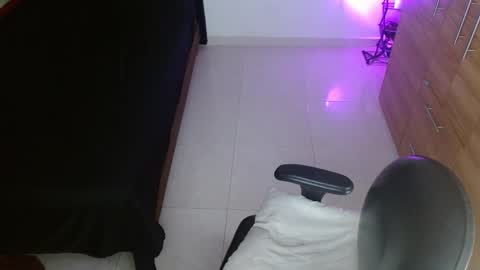 isabella online show from 03/25/26, 03:18