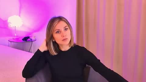 cutemirage online show from 10/20/25, 02:39