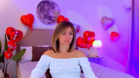 cutemirage online show from 02/12/26, 03:18