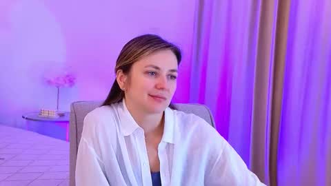 Snapshot of cutemirage chatting on 03/26/26, 02:33 cutemirage online show from 03/26/26, 02:33