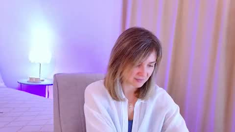 Snapshot of cutemirage chatting on 03/27/26, 02:50 cutemirage online show from 03/27/26, 02:50