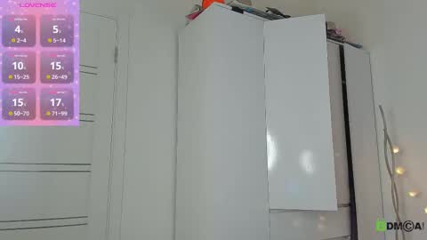 Snapshot of cutenessnicole chatting on 03/09/25, 08:52 cutenessnicole online show from 03/09/25, 08:52