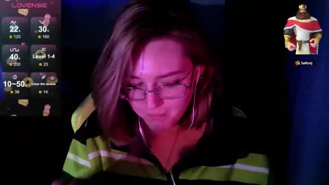 cutepie33 online show from 09/18/25, 03:03