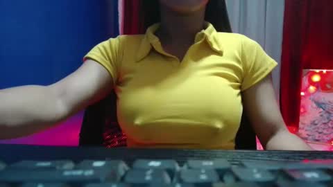 Snapshot of cutepinay143 chatting on 05/02/26, 02:49 isabel online show from 05/02/26, 02:49