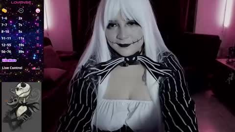 Snapshot of cutesarah_10 chatting on 10/05/25, 01:48 cutesarah_10 online show from 10/05/25, 01:48