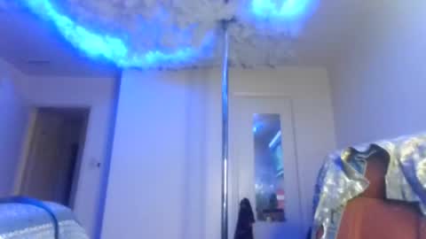 mary mack online show from 02/24/25, 01:02