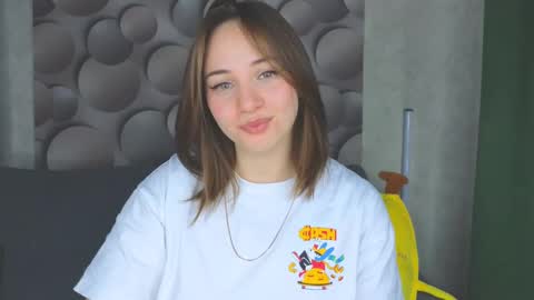 Snapshot of cutesmile_sharon chatting on 02/20/25, 01:57 cutesmile sharon online show from 02/20/25, 01:57