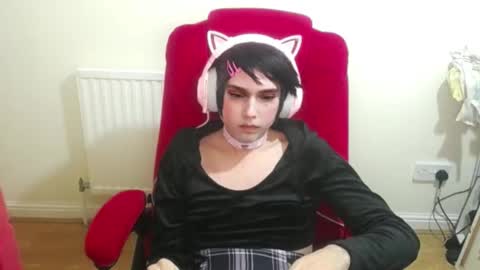 cutest_princess online show from 10/16/25, 09:16