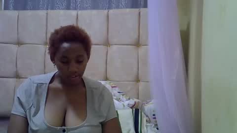 Snapshot of cutestebony1 chatting on 05/25/26, 08:59 cutestebony1 online show from 05/25/26, 08:59