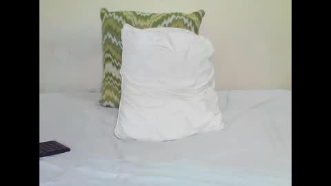 TAMARA online show from 10/08/25, 01:36